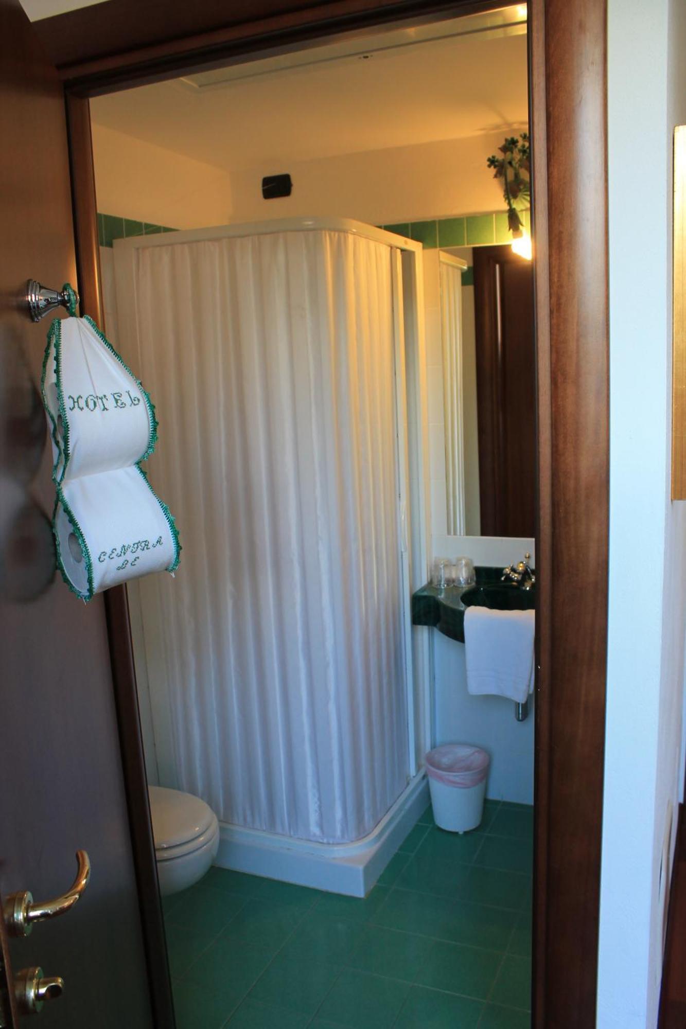 Hotel Centrale ベッラージョ 部屋 写真
